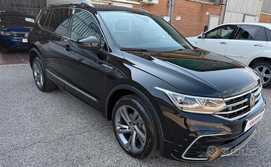 Volkswagen Tiguan Allspace 2.0 TDI SCR DSG R-Line 
