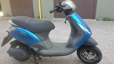 piaggio zip 125   4 t