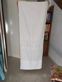 tenda da interni con fettuccia e gancetti a  binar