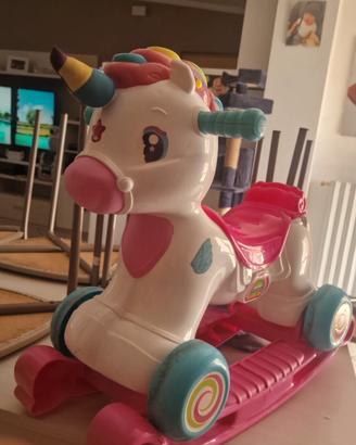 Dondolo Cavalcabile Unicorno