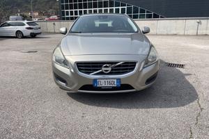 Volvo V60 D3 Geartronic Kinetic