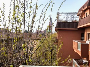 Quadrilocale condominio signorile piano alto