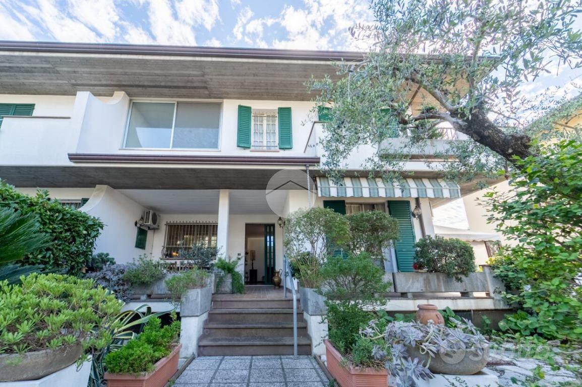 VILLA A SCHIERA A SAVIGNANO SUL RUBICONE - Vista 2