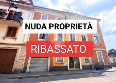 2 LOCALI A CORSICO