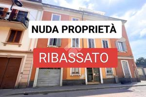 2 LOCALI A CORSICO