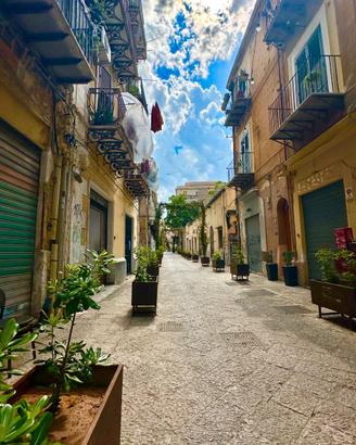 Ampio quadrilocale nel cuore del centro storico