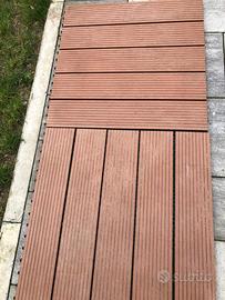 Piastrelle a incastro per esterni WPC 60x60 16pez.