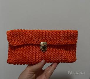 Pochette fatta a mano
