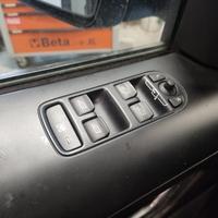 Com vetri ant sx LAND ROVER FREELANDER 2 2008
