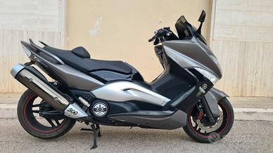 Yamaha Tmax 500