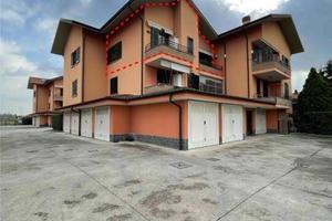 Immobile in asta di 103 m² con 2 locali e box auto
