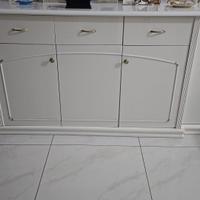 Cristalliera più contro mobile