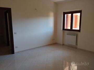 Appartamento al 2 piano castiglione del Genovesi