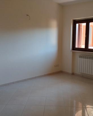 Appartamento al 2 piano castiglione del Genovesi