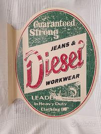 Insegna metallo DIESEL da muro