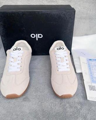 Alo Sneakers da donna Cream e Beige