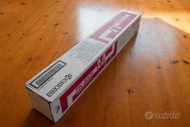 CARTUCCIA MAGENTA TONER KYOCERA TK8325