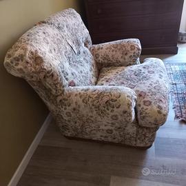 Poltrone (n.3) e Tavolino da Salotto