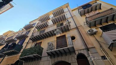 2 LOCALI A PALERMO