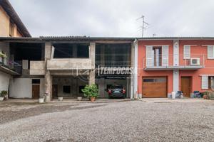 SOLUZIONE SEMI INDIPENDENTE IN CENTRO