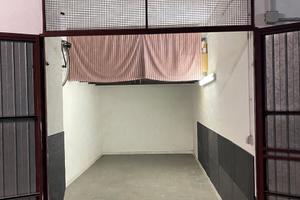 box auto 20mq + soppalco di 6mq