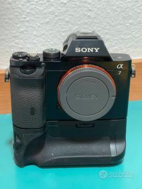 Sony A7 + battery grip