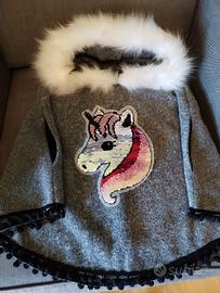 Felpa a mantella con cappuccio in paillettes