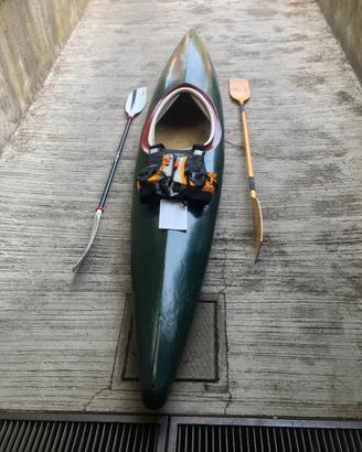 Kayak in Vetroresina + Equipaggiamento Completo