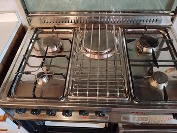 stufa a 6 fuochi con forno a gas e elettrico