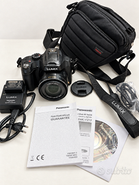 Panasonic Lumix DMC-FZ72 zoom 60x con accessori