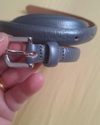 cintura grigio scuro di Esprit.nuova vera pelle.