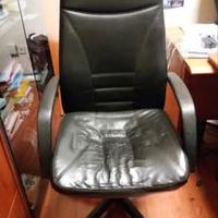 Poltrona ufficio  in pelle funzionante