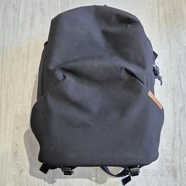 PGYTECH OneGo Lite | Zaino Fotografico 16L | Nero