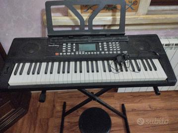 tastiera k4u con supporto e porta spartiti 