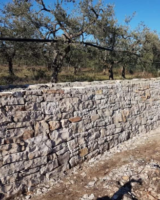 Muri in pietra