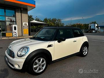 Mini 1.6 16V One (72kW)