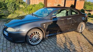 Alfa romeo gt - 2004 - Distinctive