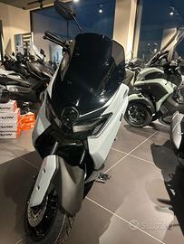 Yamaha Nmax 125 BASE O TECH MAX