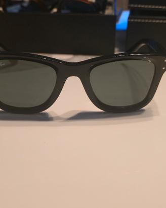 Occhiali da sole Ray-Ban Wayfarer Reverse  50 euro