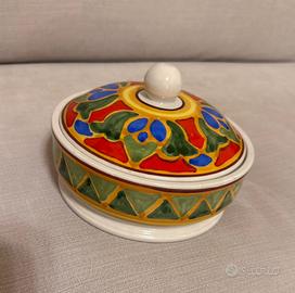 Scatola on ceramica dipinta a mano