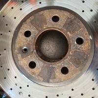 dischi freno Audi a4 2.0 tdi