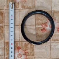 Orecchini e bracciale in legno