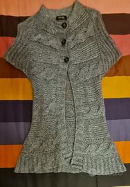 Cardigan smanicato lungo in lana artigianale