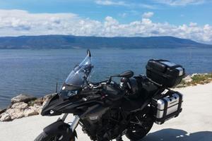 Moto Benelli TRK 502