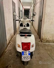 Vespa gts 300