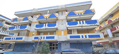 BILOCALE ZONA MARE CON POSTO AUTO