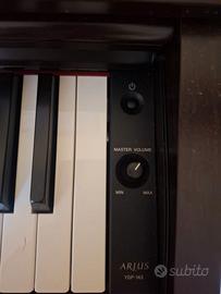 Pianoforte Digitale Yamaha YDP-143 Arius nero