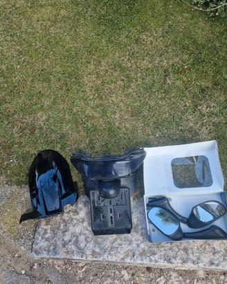 specchietti parafango maniglie porta targha marmit