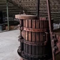 Torchio e deraspatrice