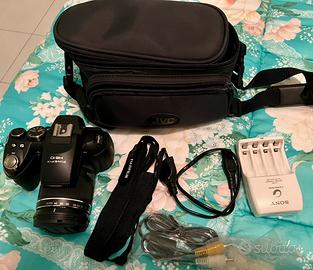 Fujifilm Finepix Hs10 PERFETTA + accessori